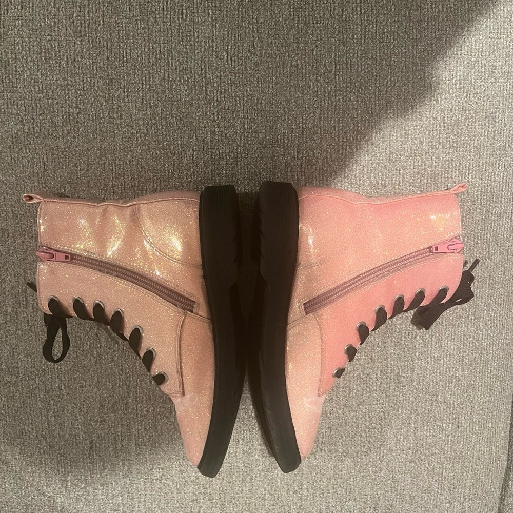 There Abouts Girls Pink Glittery Pink Shimmery boots with side zipper! Size 2M. - Picture 5 of 16